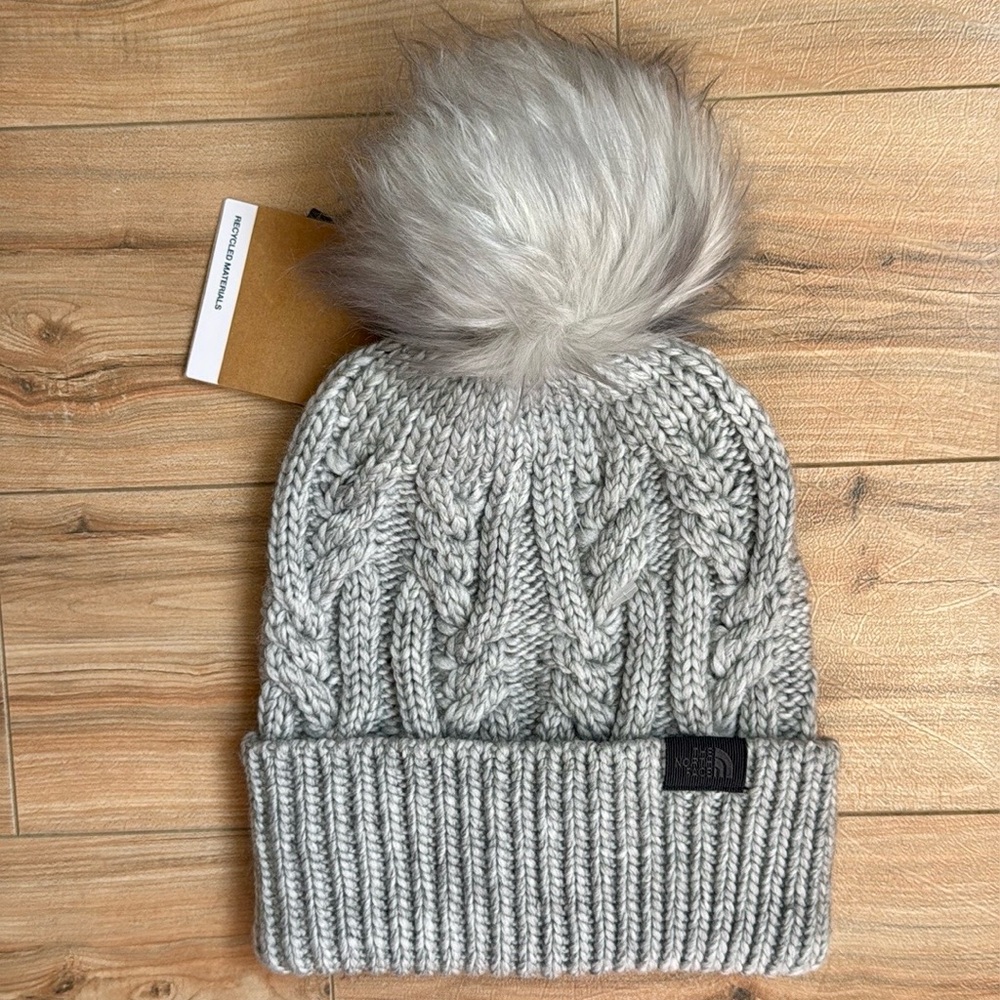 New!🍁The North Face Women's Oh Mega Fur Pom Beanie Light Grey Heather